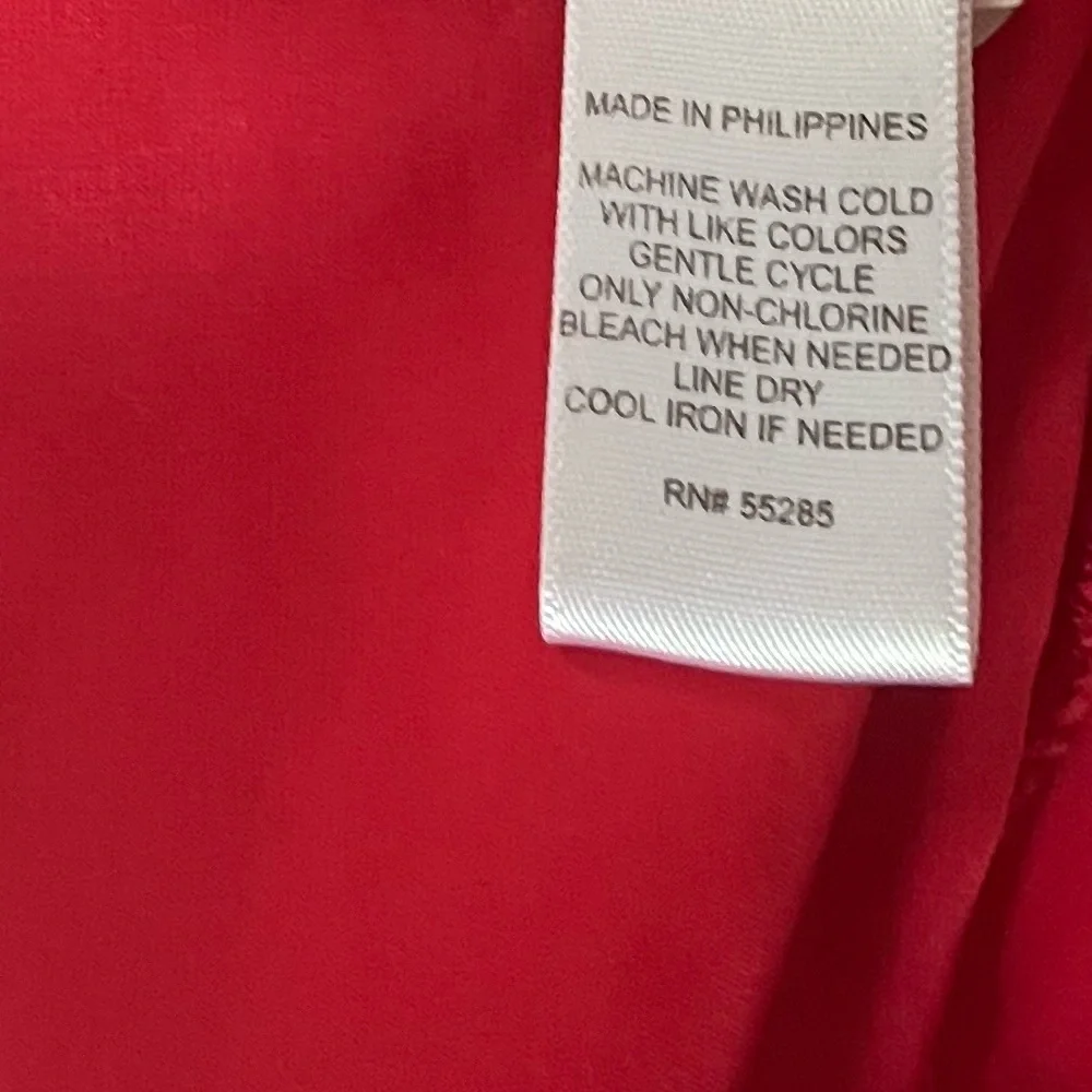 Express Red Women's Top - Picture 4 of 6